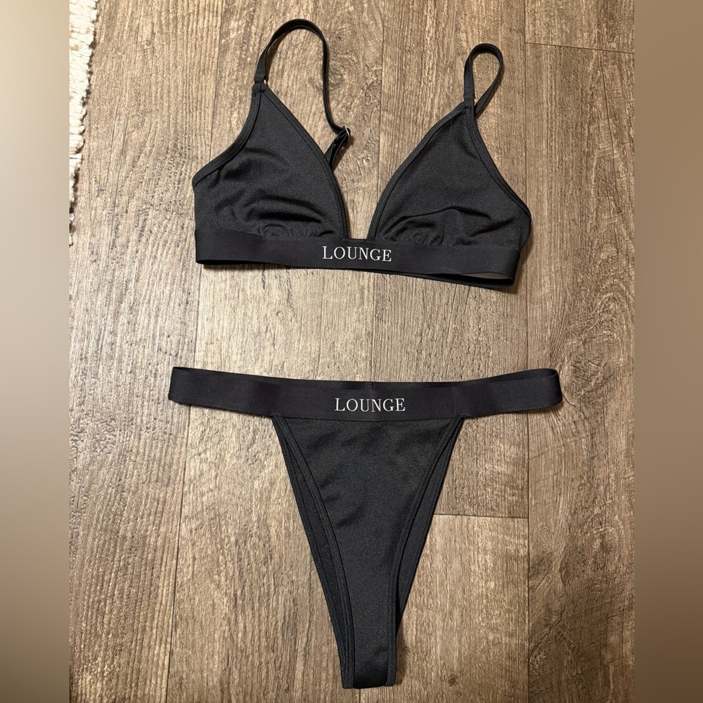 Lounge Black Swim Set